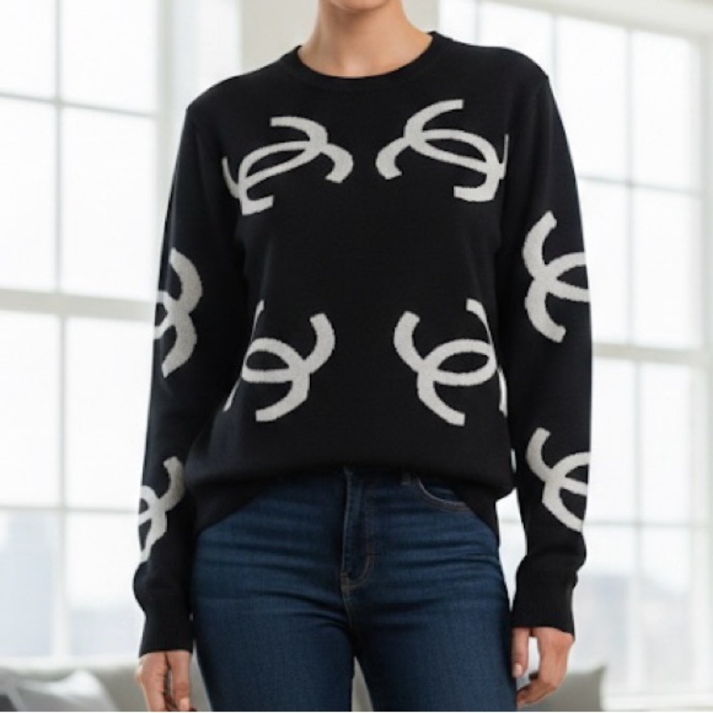 CHANEL Monochrome Logo Sweater